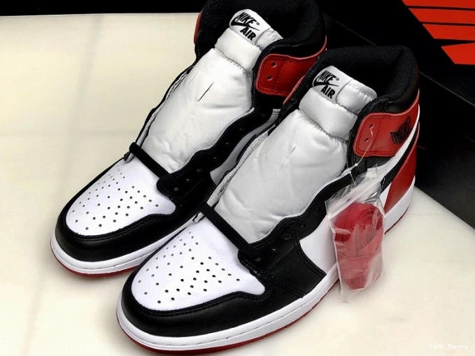 Kicked Out Shoe Store 555088-125 Jordan 1 Air Black Retro Toe 0626